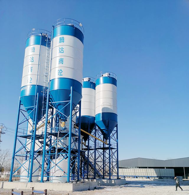 免基(ji)礎混凝土攪(jiǎo)拌站有什麽(me)優點？